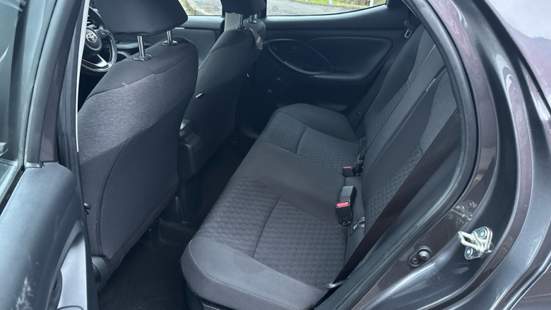 Toyota Yaris 1.5 Hybrid Icon 5dr CVT Hybrid Hatchback